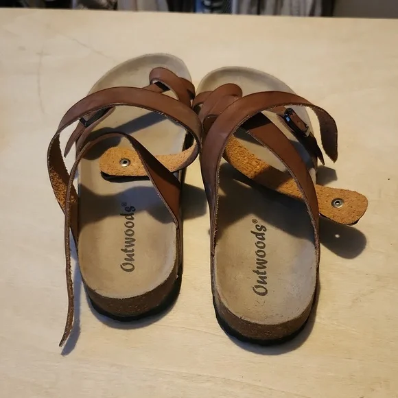 NWOT Outwoods | Sandal - 8 - Picture 2 of 3